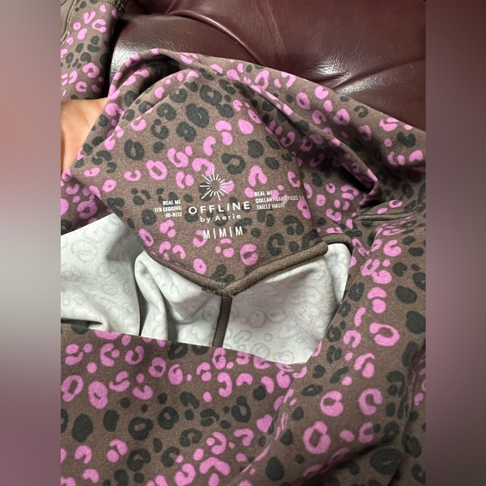 Offline By Aerie Real Me 7/8 Hi-Rise Leopard Leggings - Picture 4 of 7